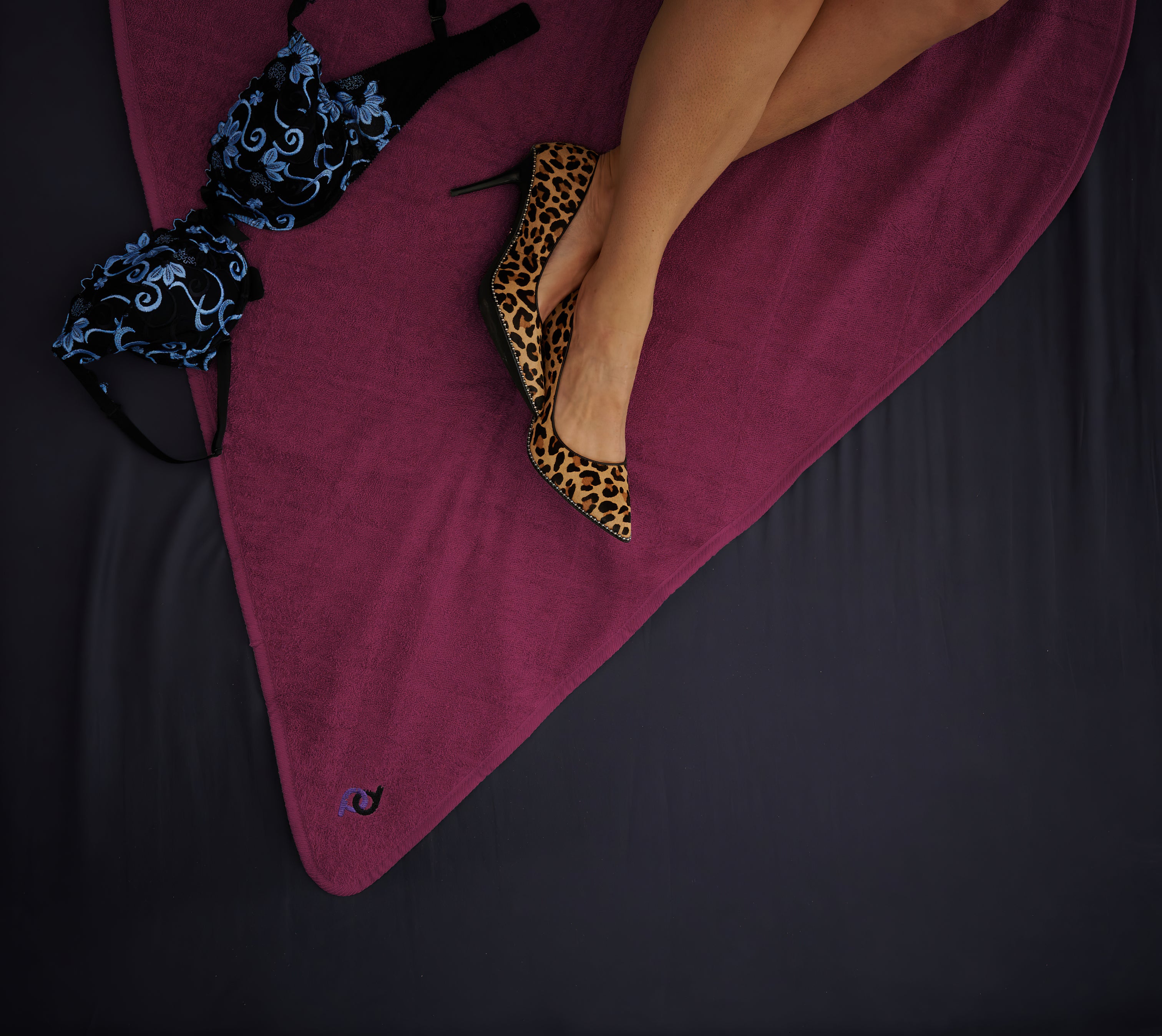 Waterproof Sex Mat – Bed Cover for Sex – playdrop mats